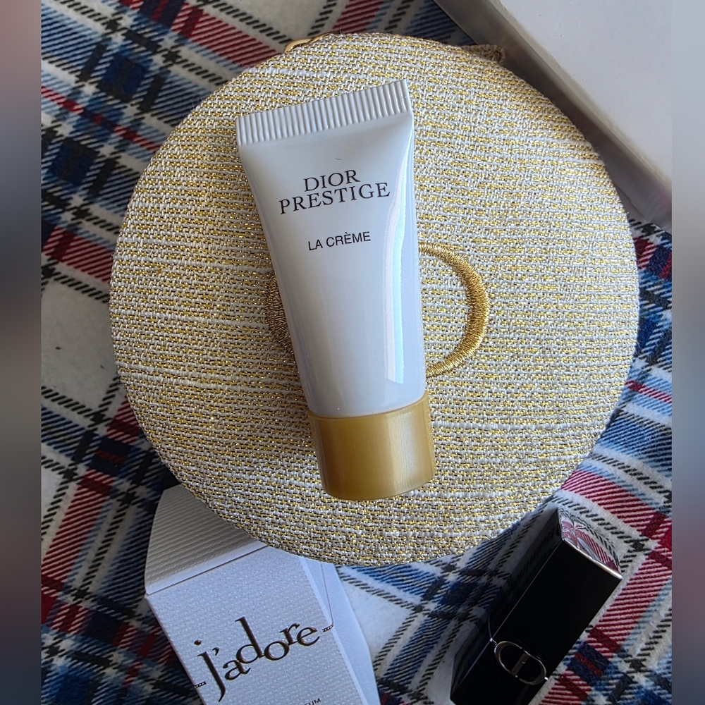 Dior Gold Jewelry Box and Sample Set - Picture 4 of 12